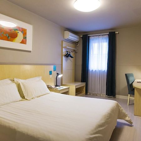 Jinjiang Inn Xianning Yinquan Avenue Hot Spring Hotel Zewnętrze zdjęcie