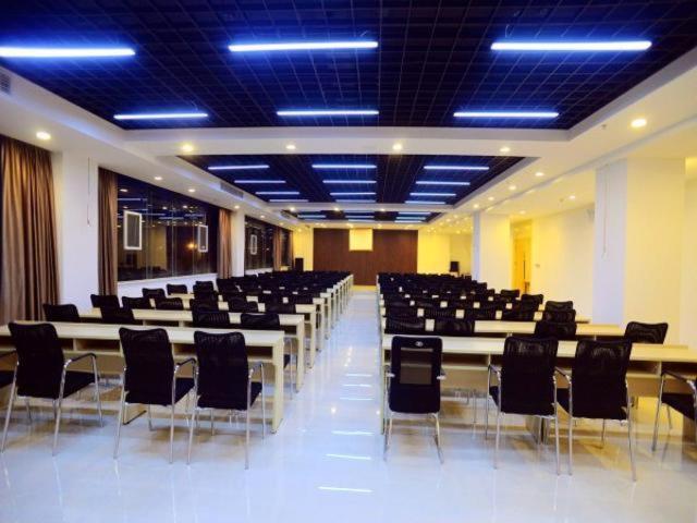 Jinjiang Inn Xianning Yinquan Avenue Hot Spring Hotel Zewnętrze zdjęcie