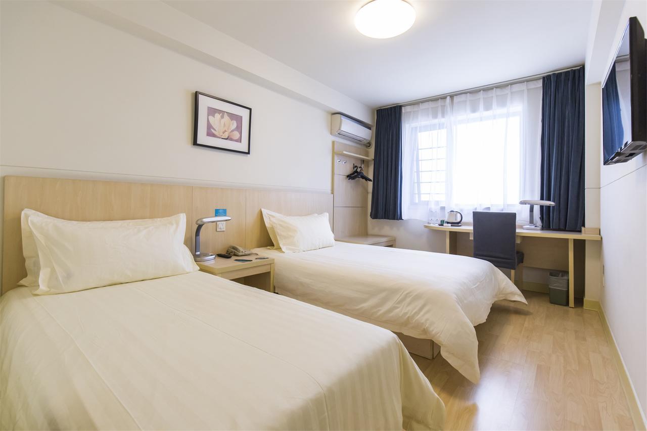 Jinjiang Inn Xianning Yinquan Avenue Hot Spring Hotel Zewnętrze zdjęcie
